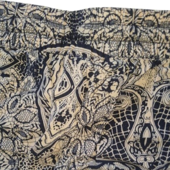 -Beige Blue Printed Shorts Size Medium - Picture 2 of 2